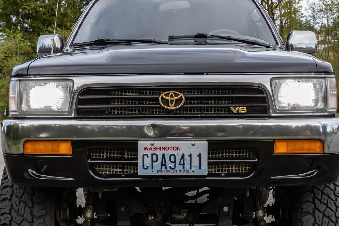 1995 Toyota 4Runner 2nd Gen - Image 11 of 31