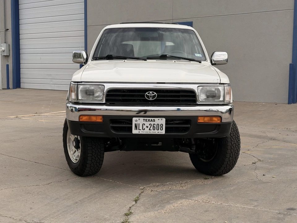 1995 Toyota 4Runner 2nd Gen - Image 13 of 31