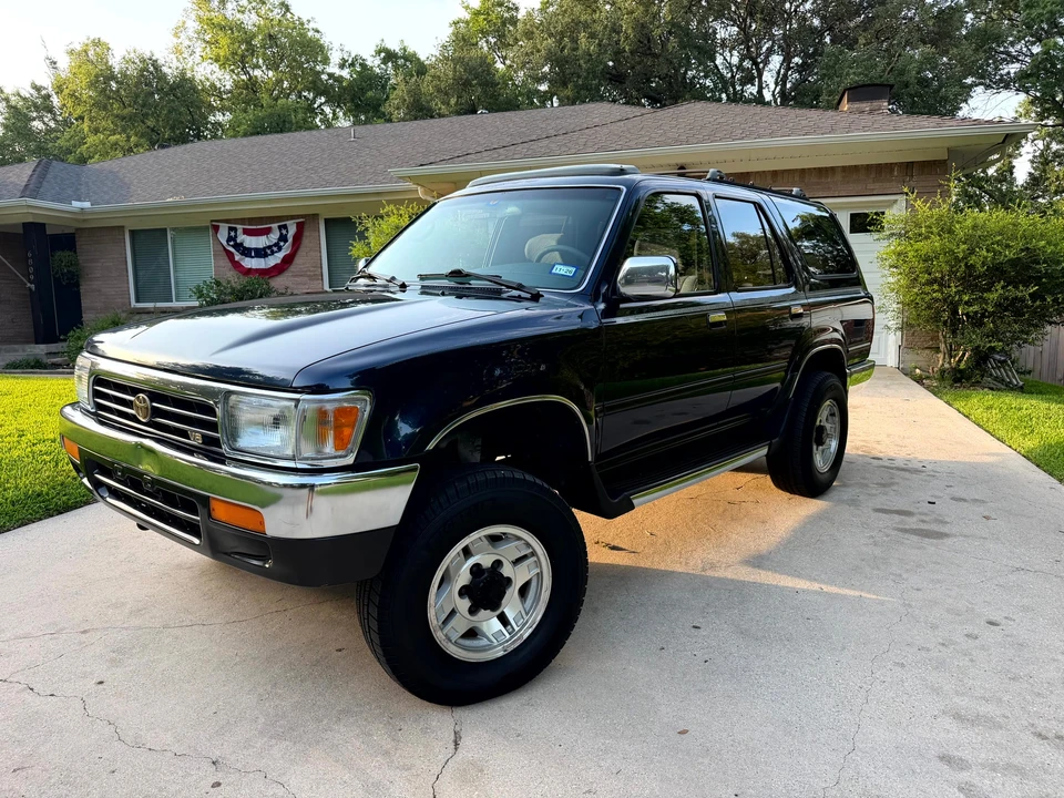1995 Toyota 4Runner 2nd Gen - Image 3 of 31
