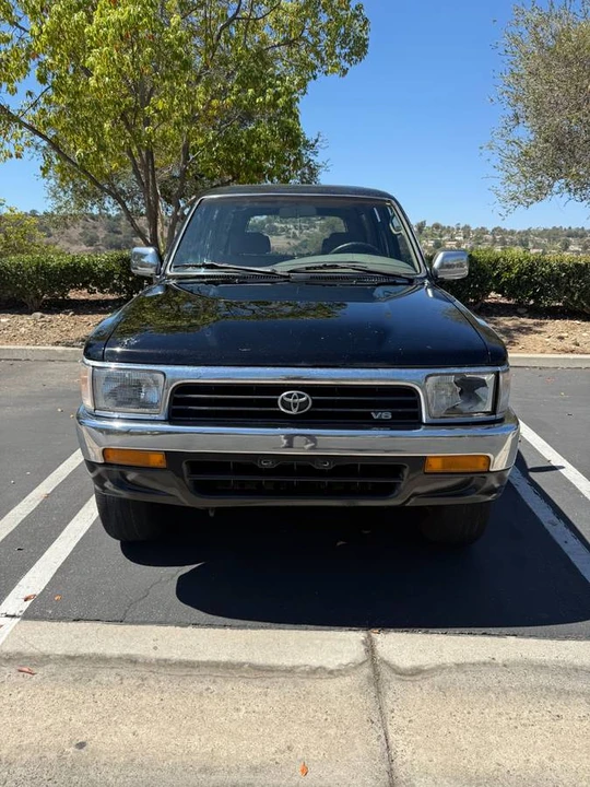 1995 Toyota 4Runner 2nd Gen - Image 2 of 11