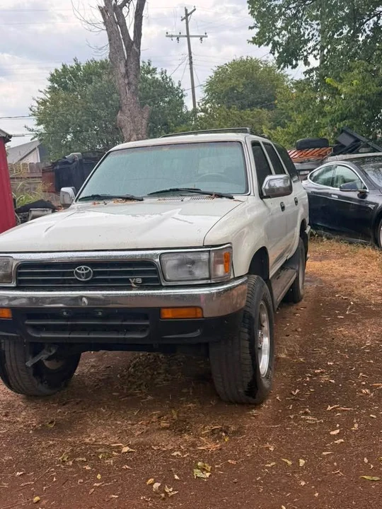 1995 Toyota 4Runner 2nd Gen - Image 2 of 4