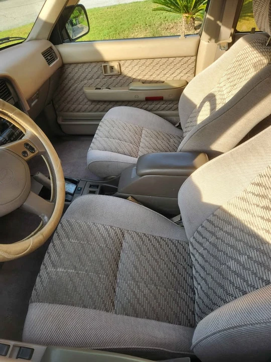 1995 Toyota 4Runner 2nd Gen - Image 2 of 13