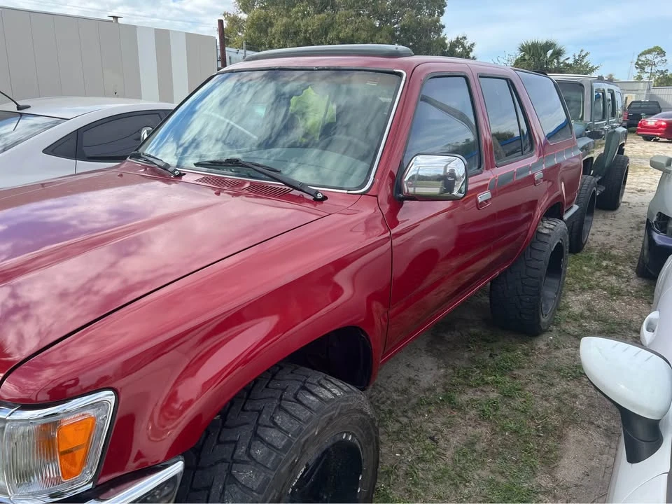 1995 Toyota 4Runner 2nd Gen - Image 2 of 8