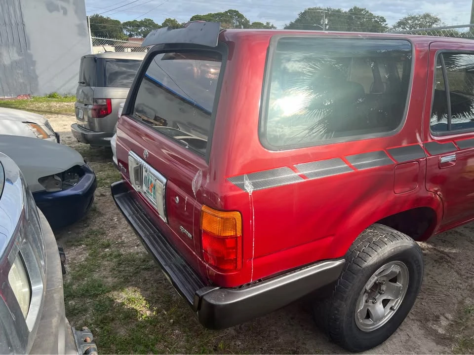 1995 Toyota 4Runner 2nd Gen - Image 4 of 8