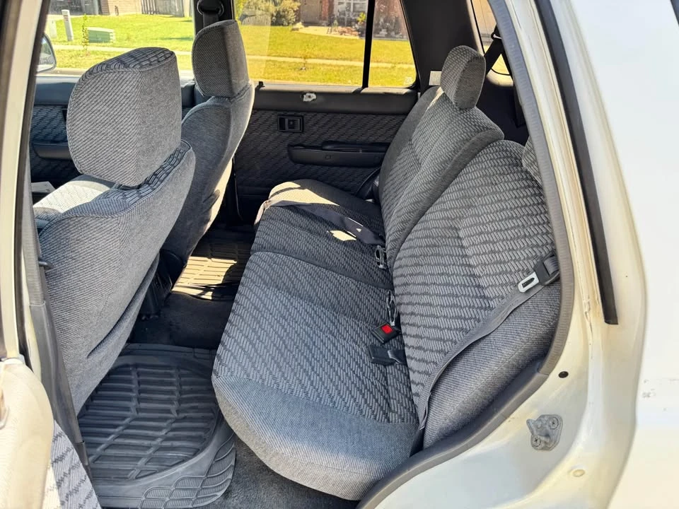 1995 Toyota 4Runner 2nd Gen - Image 5 of 8