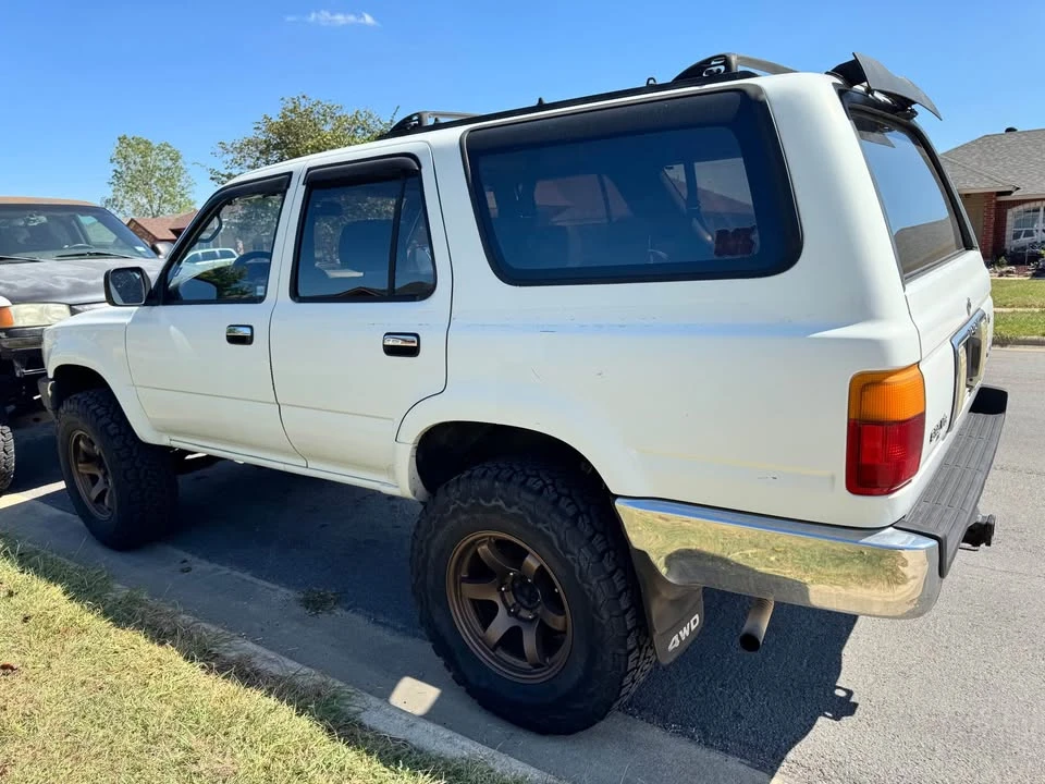 1995 Toyota 4Runner 2nd Gen - Image 3 of 8