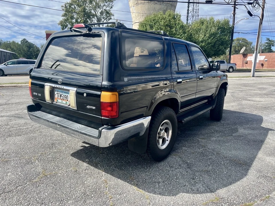 1995 Toyota 4Runner 2nd Gen - Image 5 of 21