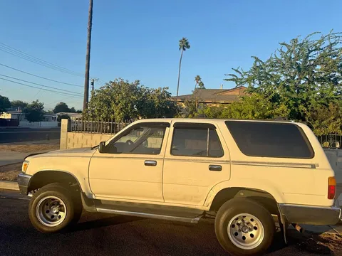 1995 Toyota 4Runner Venture Sport Utility 4D