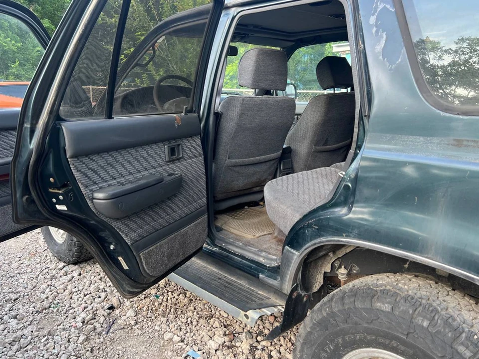1995 Toyota 4Runner 2nd Gen - Image 7 of 13