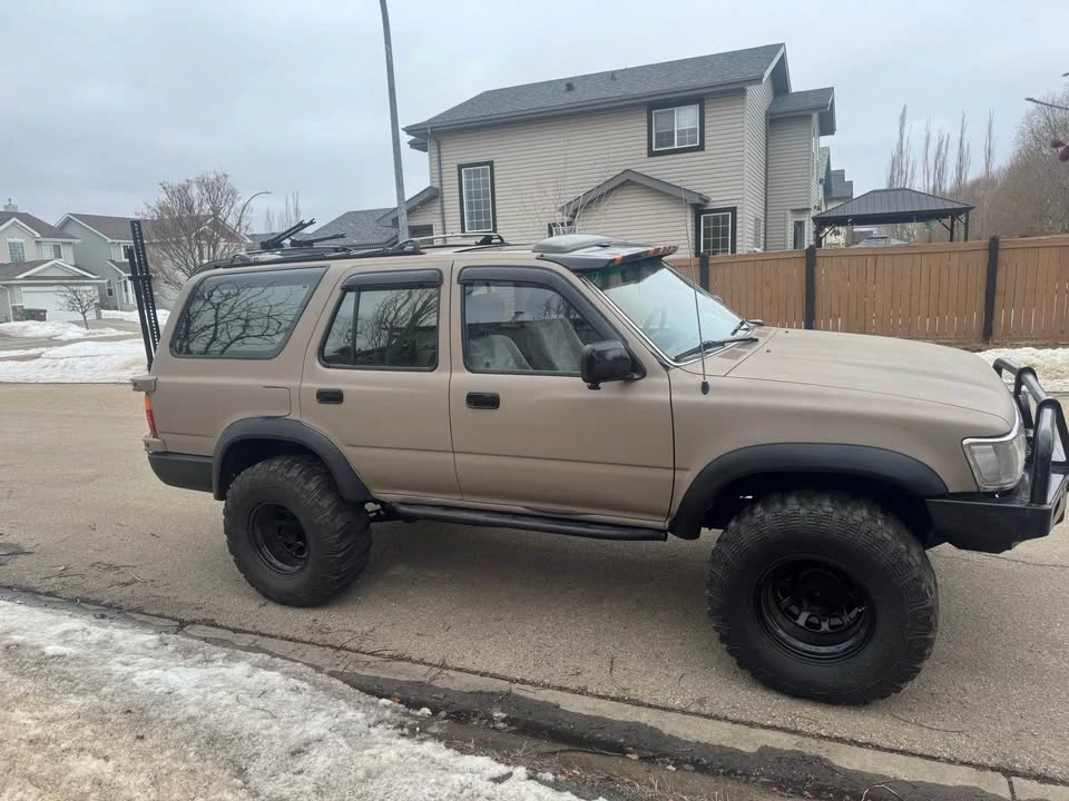 1995 Toyota 4Runner 2nd Gen - Image 2 of 13