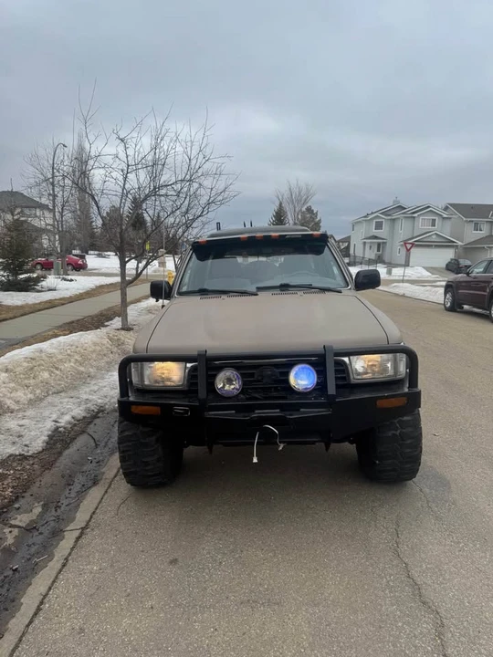 1995 Toyota 4Runner 2nd Gen - Image 3 of 13