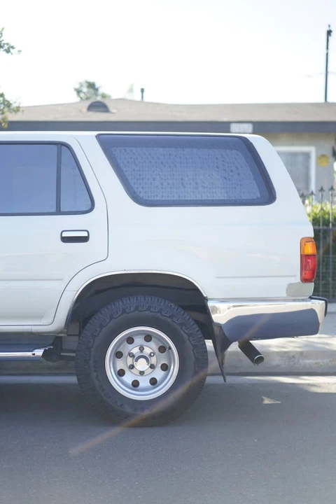 1995 Toyota 4Runner 2nd Gen - Image 5 of 19