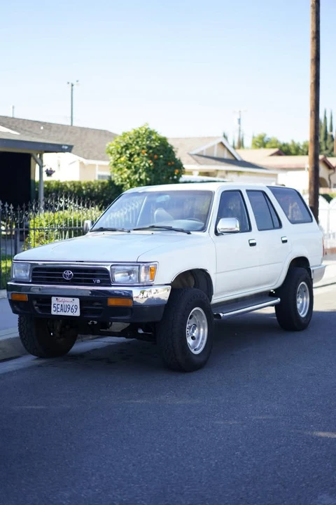 1995 Toyota 4Runner 2nd Gen - Image 3 of 19