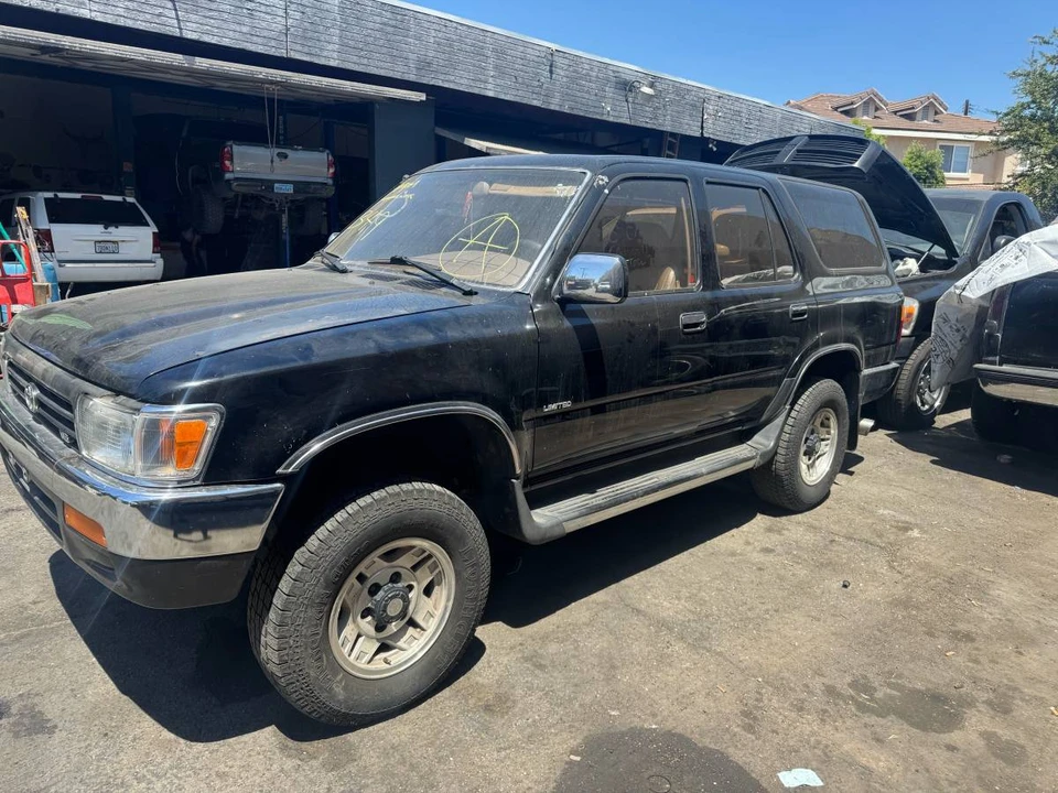 1995 Toyota 4Runner 2nd Gen - Image 3 of 8