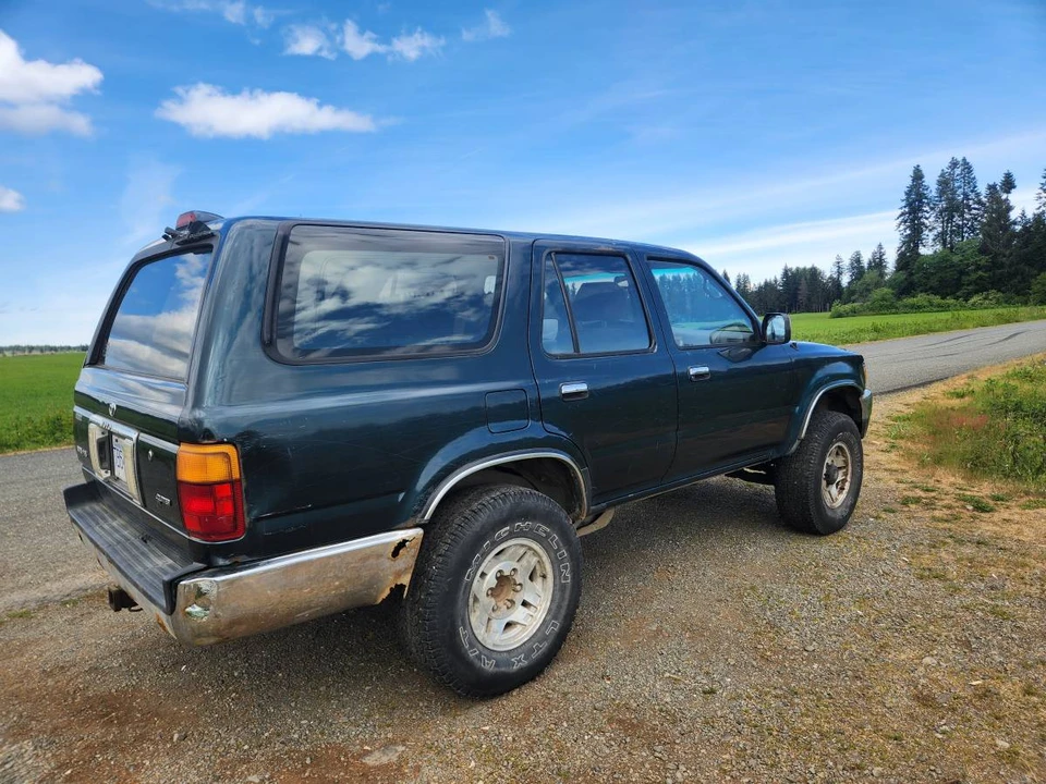 1995 Toyota 4Runner 2nd Gen - Image 4 of 9