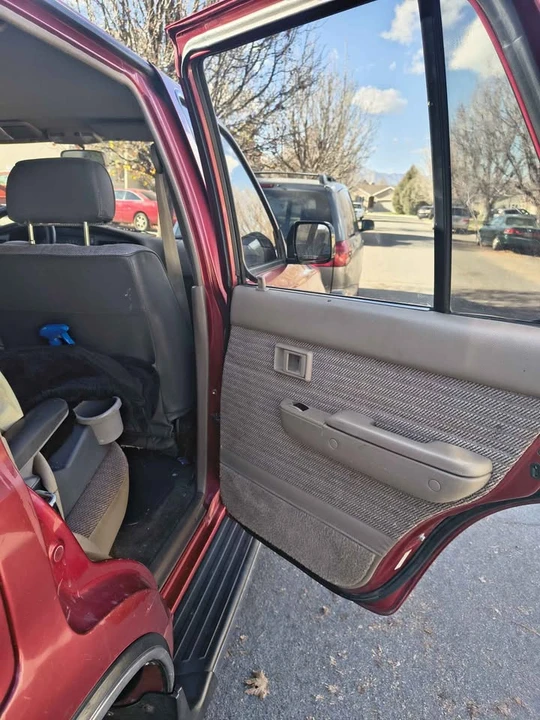 1995 Toyota 4Runner 2nd Gen - Image 7 of 12