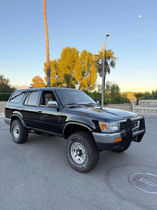 1995 Toyota 4Runner 2nd Gen - Image 8 of 20