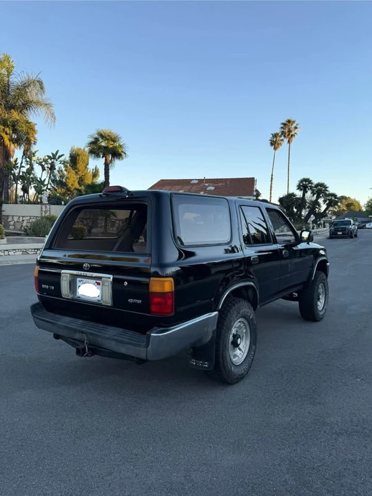 1995 Toyota 4Runner 2nd Gen - Image 6 of 20