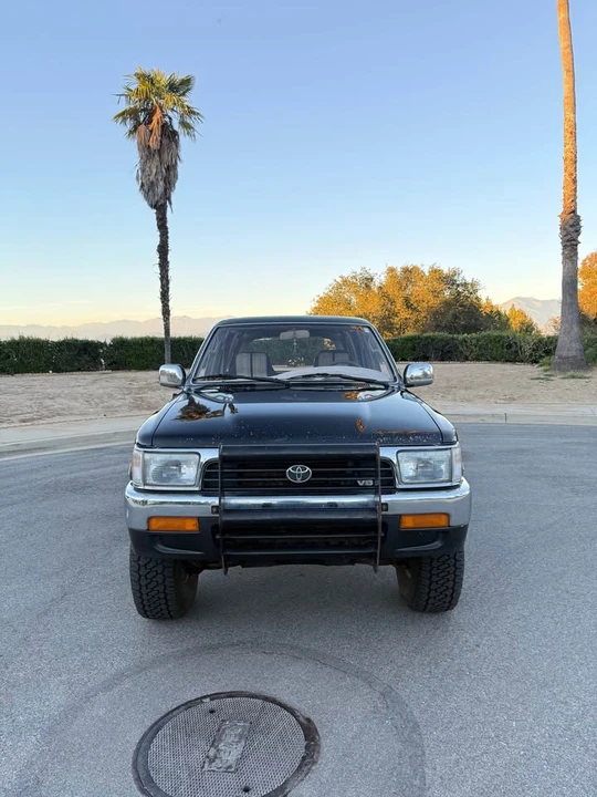 1995 Toyota 4Runner 2nd Gen - Image 9 of 20