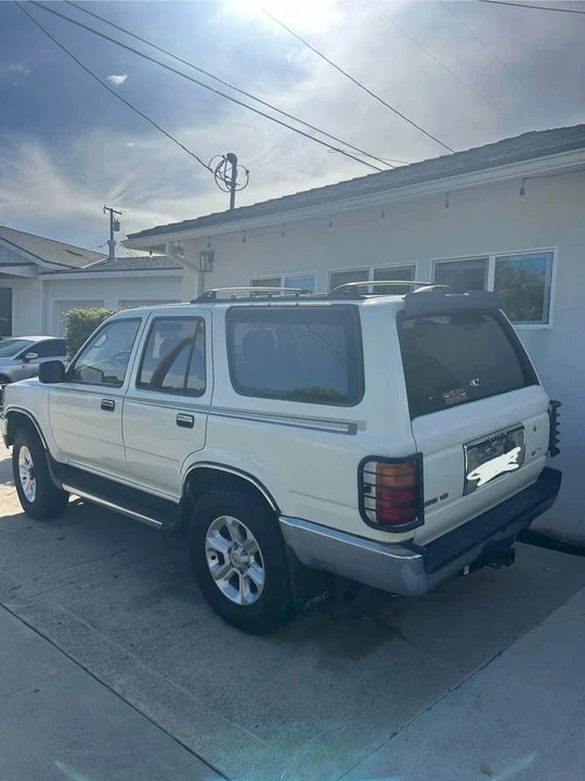 1995 Toyota 4Runner 2nd Gen - Image 5 of 10