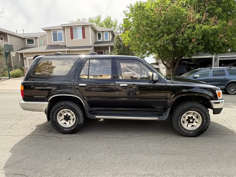 1995 Toyota 4Runner 2nd Gen - Image 5 of 18
