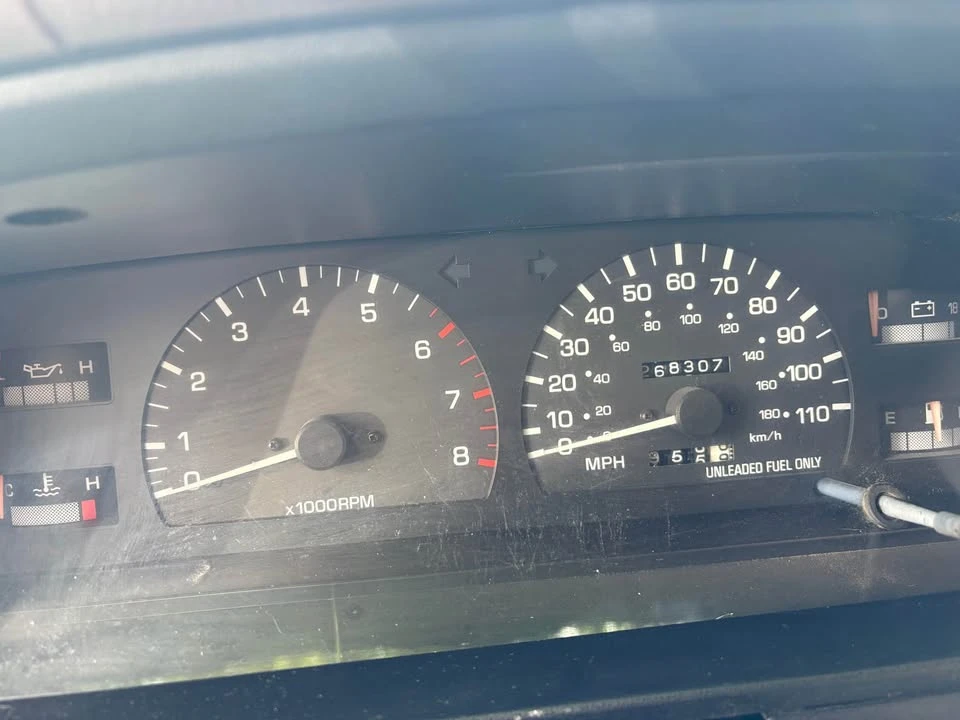 1995 Toyota 4Runner 2nd Gen - Image 9 of 18
