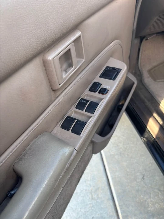 1995 Toyota 4Runner 2nd Gen - Image 7 of 11
