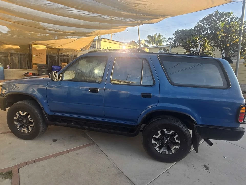 1995 Toyota 4Runner 2nd Gen - Image 9 of 12