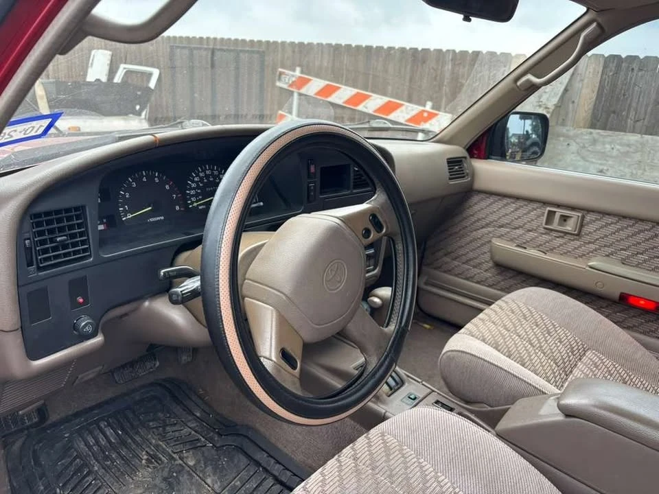 1995 Toyota 4Runner 2nd Gen - Image 4 of 4