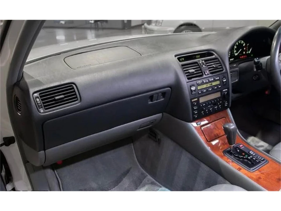 1995 Toyota Celsior 2nd Gen - Image 4 of 11