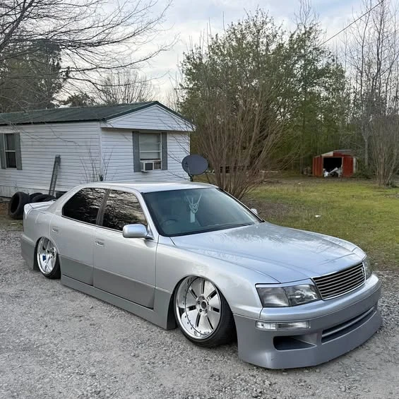 1995 Toyota Celsior 2nd Gen - Image 1 of 1