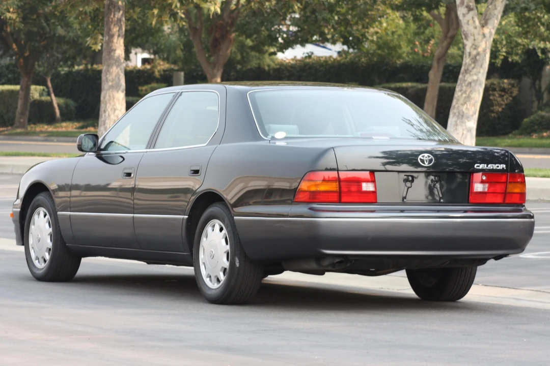 1995 Toyota Celsior 2nd Gen - Image 4 of 6