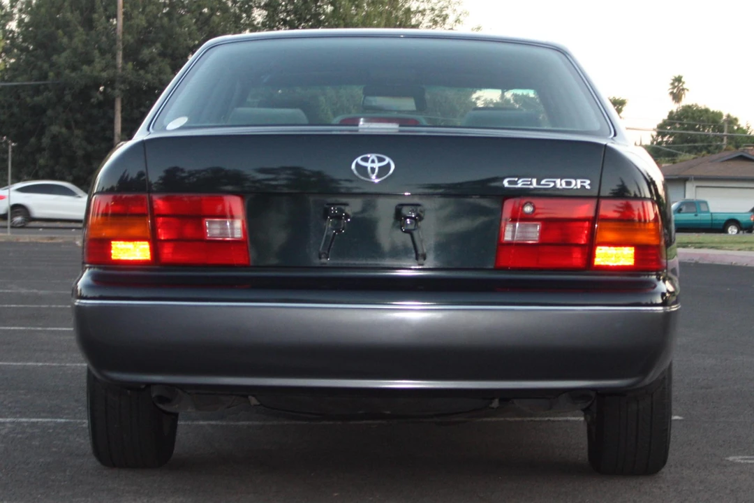 1995 Toyota Celsior 2nd Gen - Image 5 of 6
