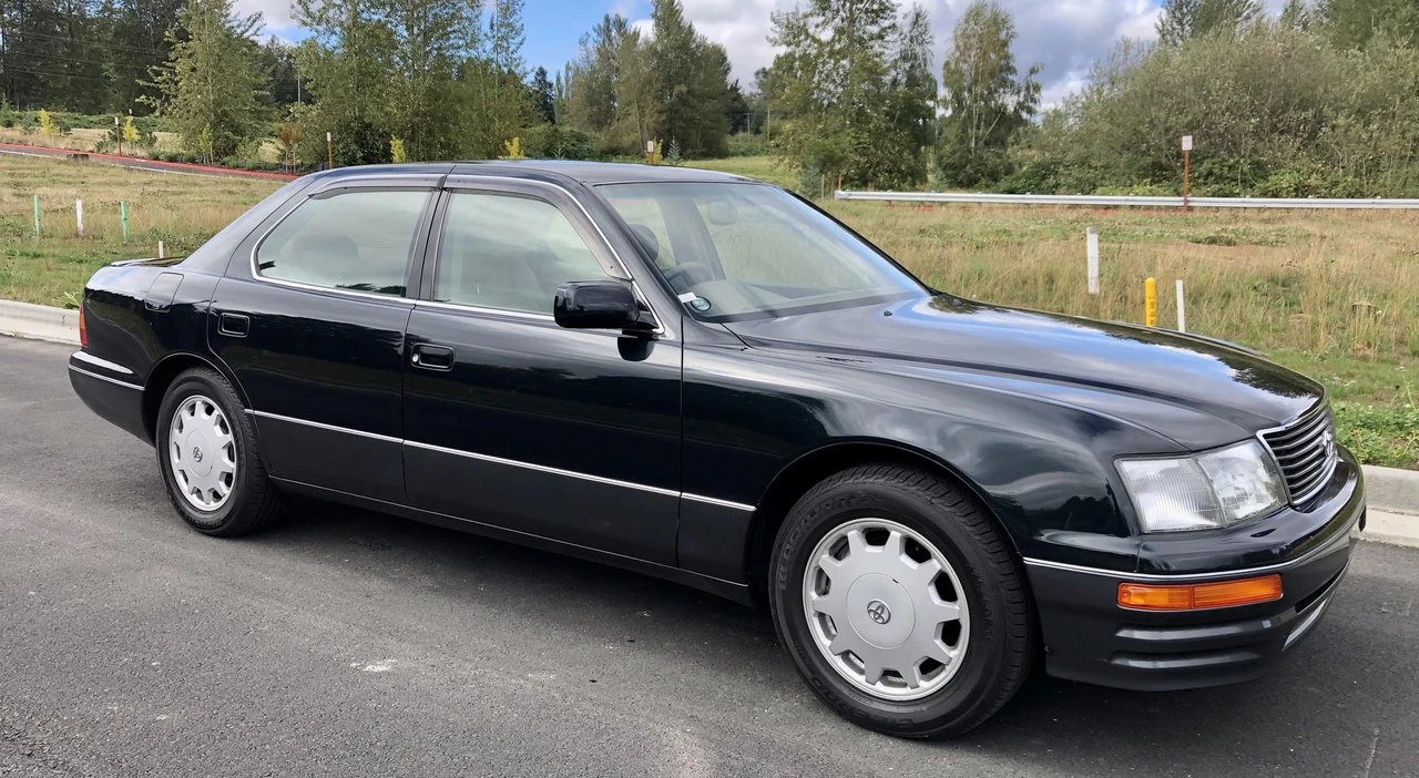 1995 Toyota Celsior 2nd Gen - Image 28 of 31