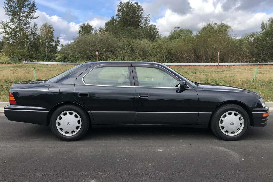 1995 Toyota Celsior 2nd Gen - Image 3 of 31