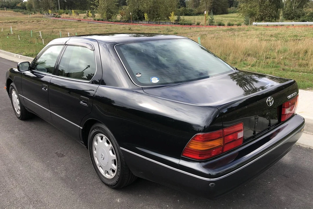 1995 Toyota Celsior 2nd Gen - Image 4 of 31