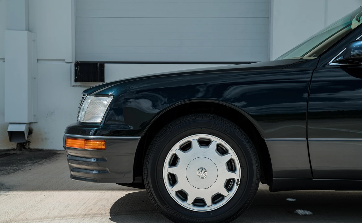 1995 Toyota Celsior 2nd Gen - Image 17 of 31