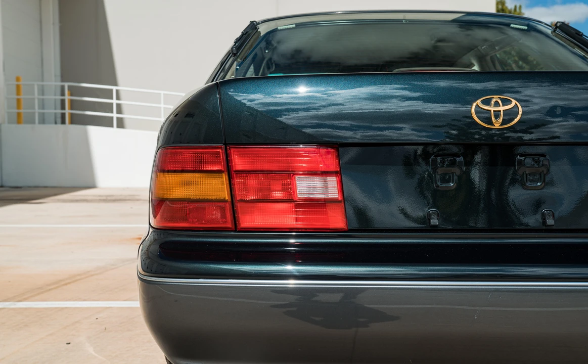 1995 Toyota Celsior 2nd Gen - Image 24 of 31