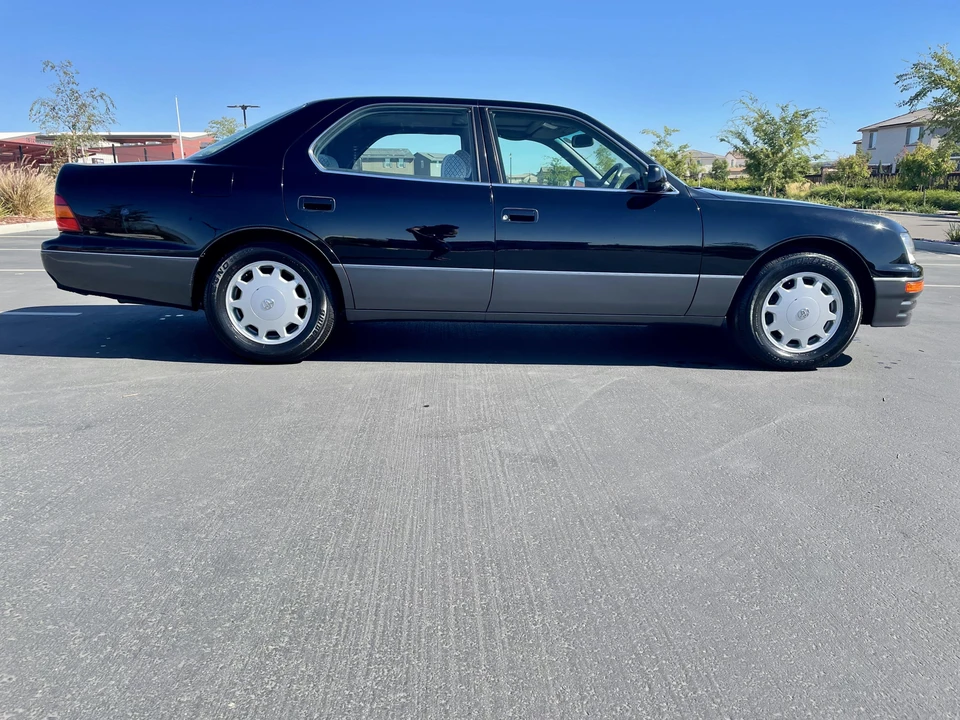 1995 Toyota Celsior 2nd Gen - Image 25 of 31