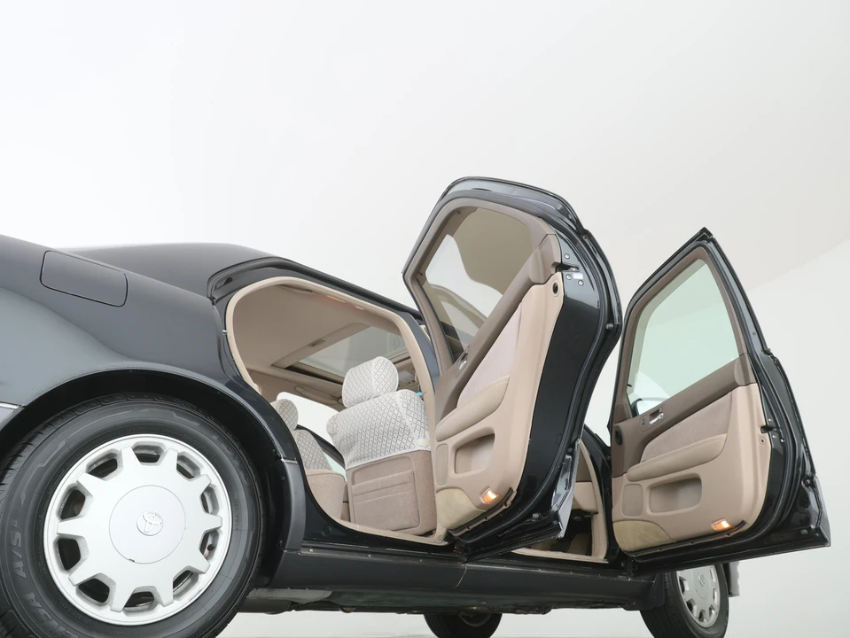 1995 Toyota Celsior 2nd Gen - Image 14 of 31