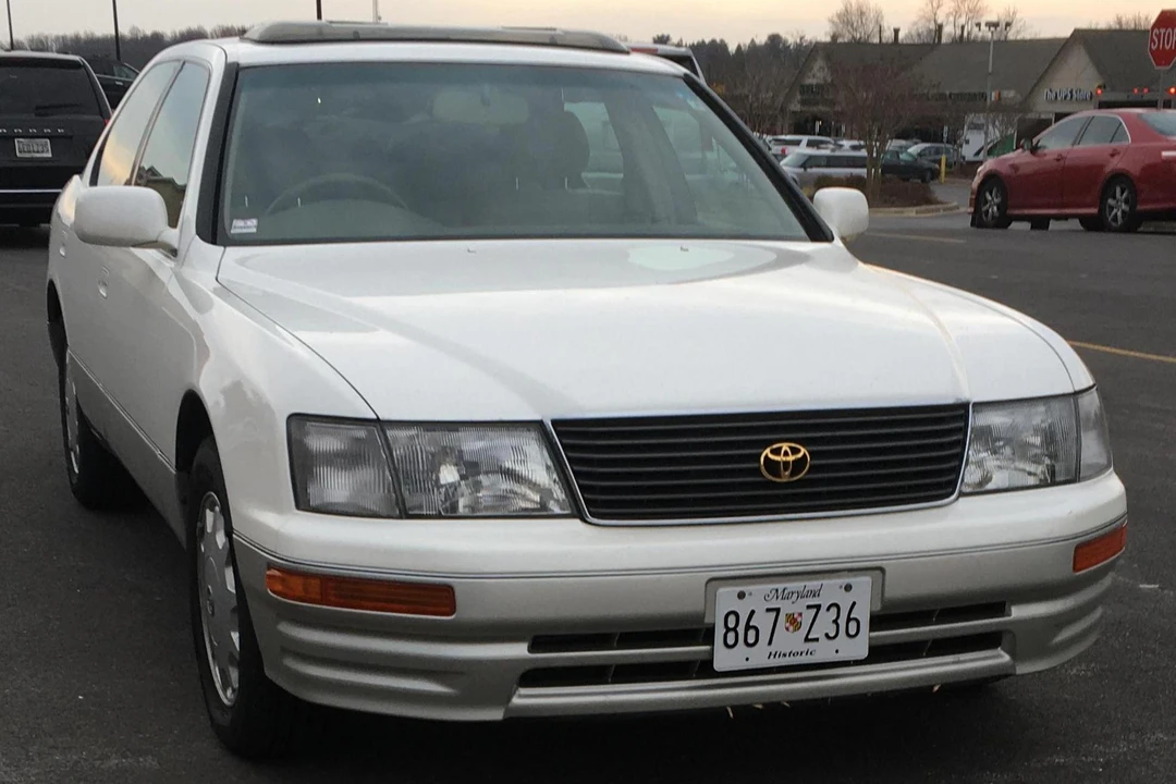 1995 Toyota Celsior 2nd Gen - Image 2 of 31