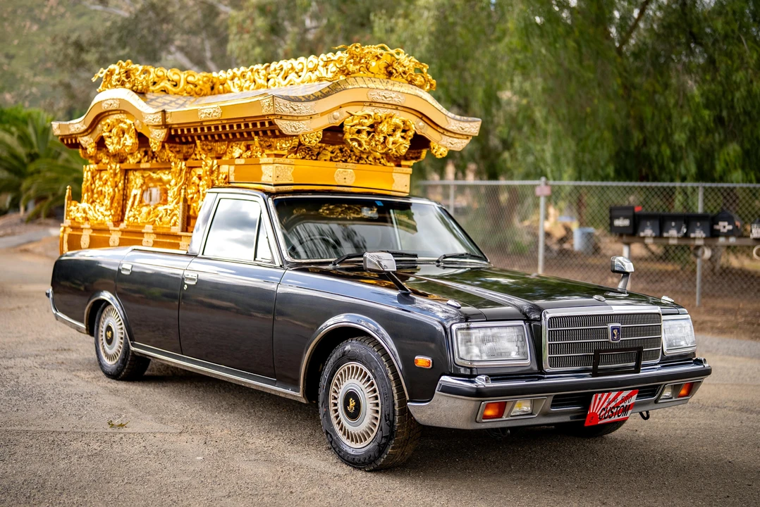 1995 Toyota Century 1st Gen - Image 16 of 31