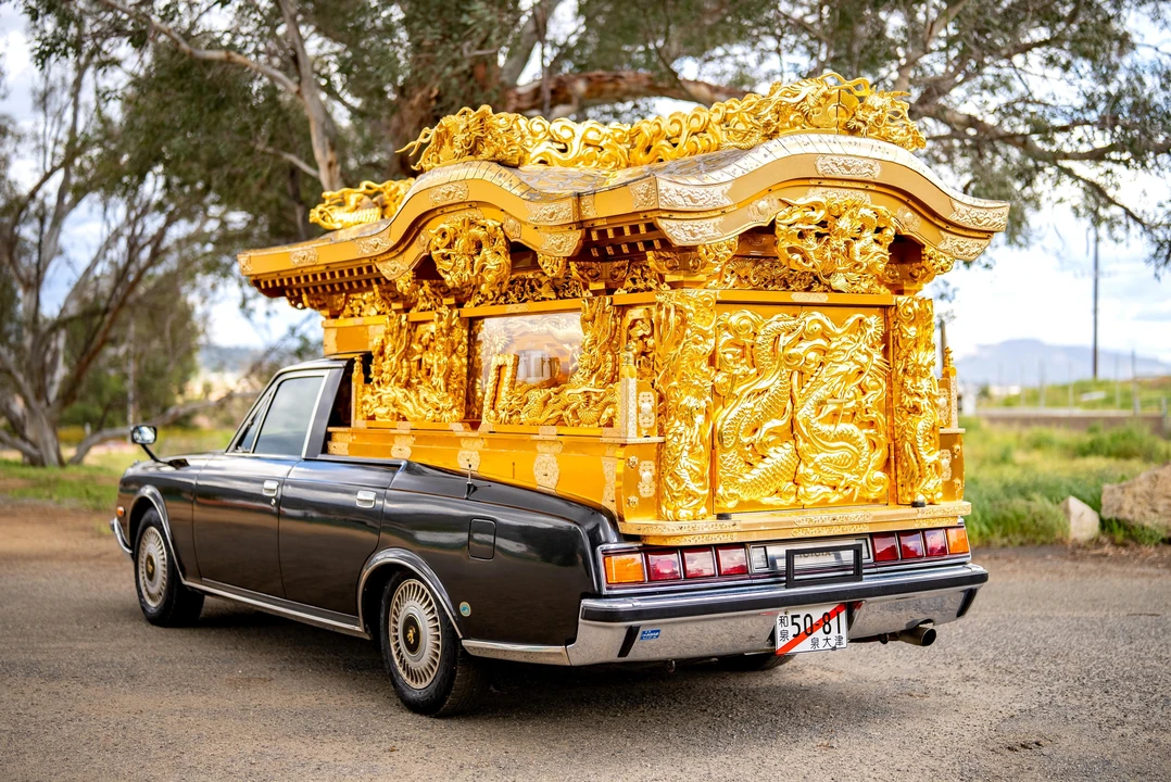 1995 Toyota Century 1st Gen - Image 14 of 31