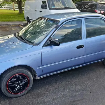 1995 Toyota Corolla Sedan 4D