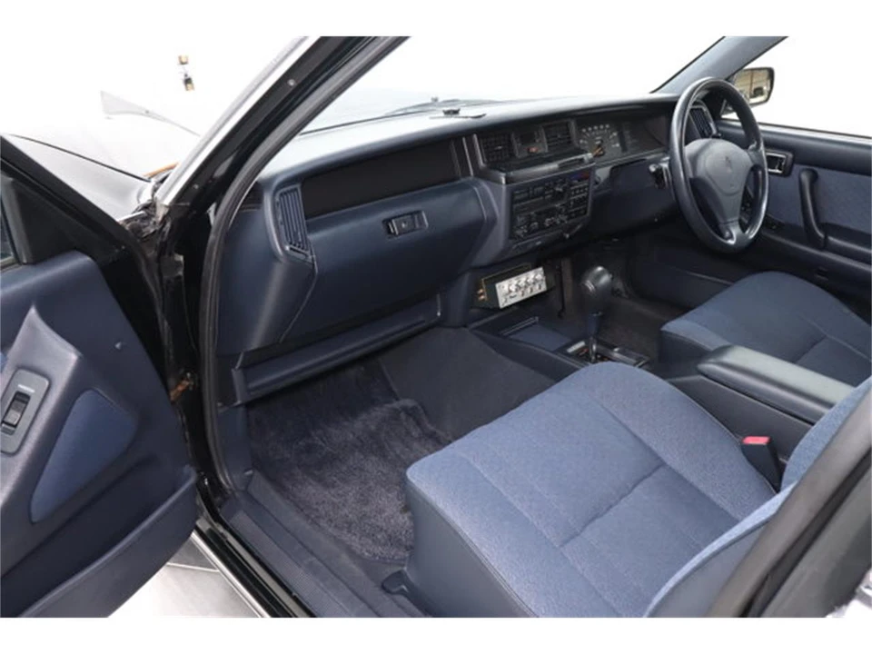 1995 Toyota Crown 9th Gen - Image 16 of 31