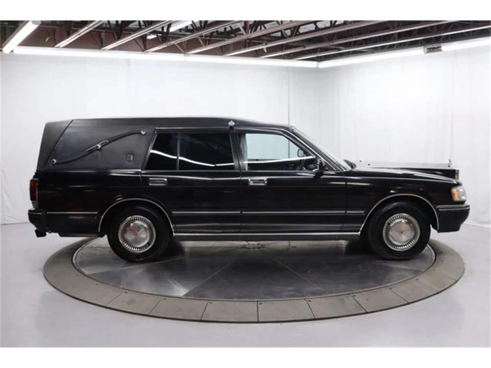 1995 Toyota Crown 9th Gen - Image 8 of 31