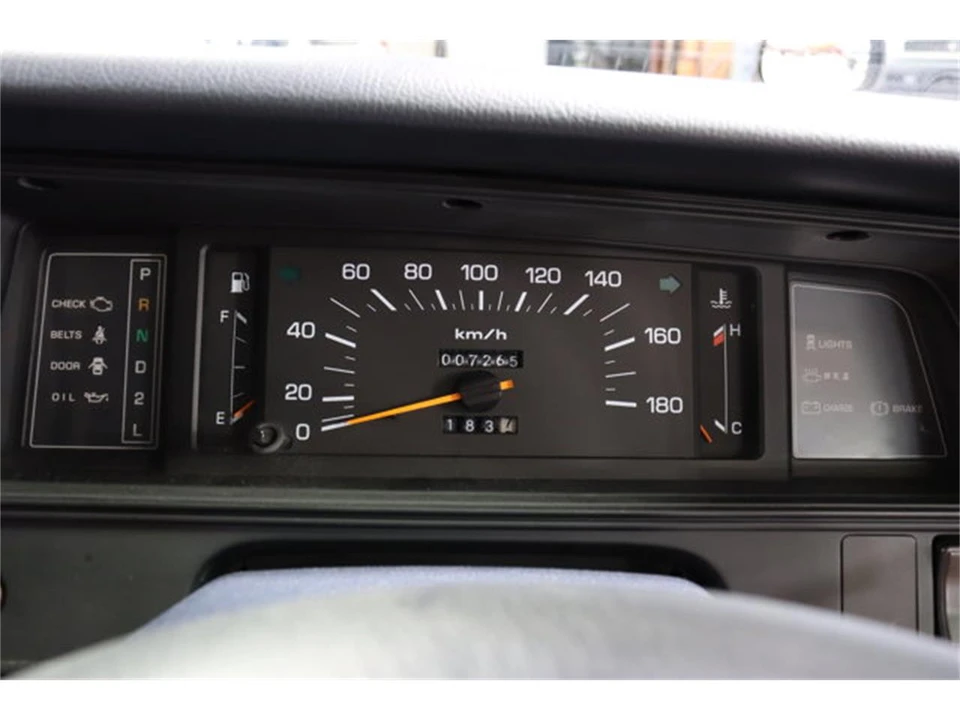 1995 Toyota Crown 9th Gen - Image 10 of 31