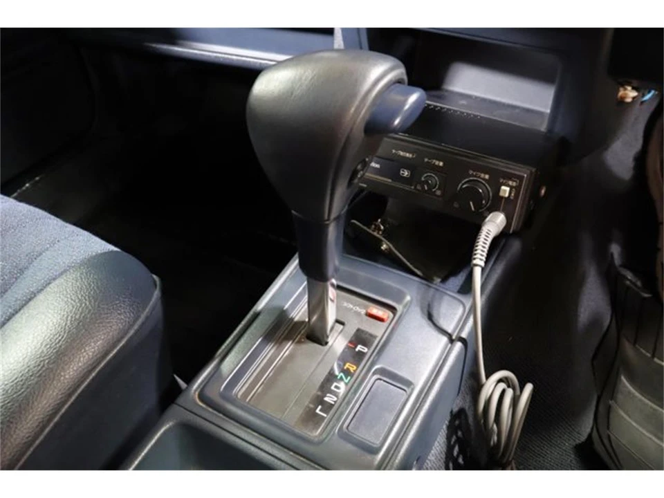 1995 Toyota Crown 9th Gen - Image 14 of 31