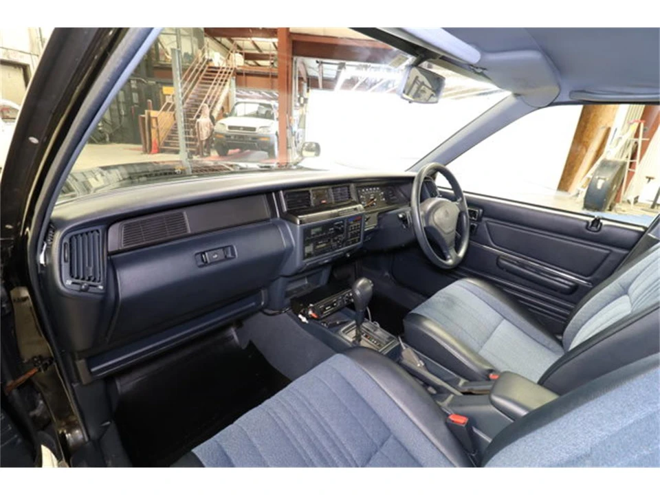 1995 Toyota Crown 9th Gen - Image 15 of 31