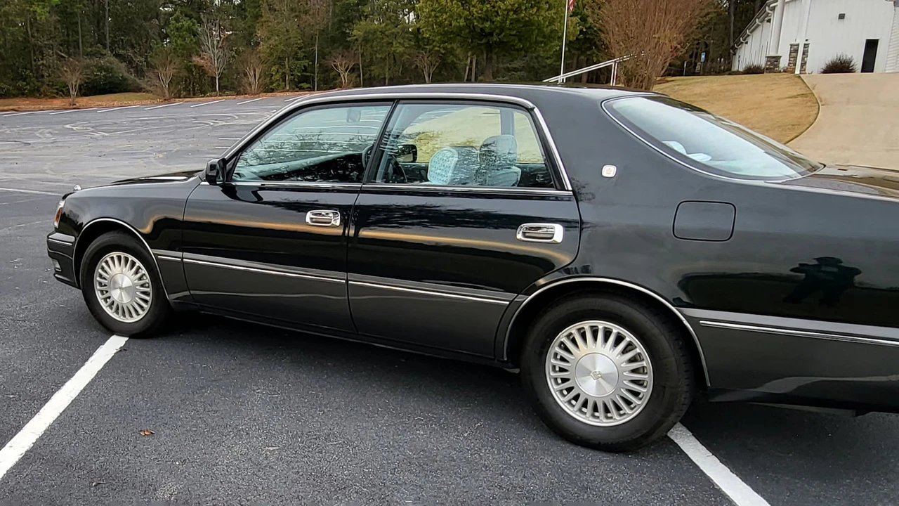 1995 Toyota Crown 9th Gen - Image 22 of 23